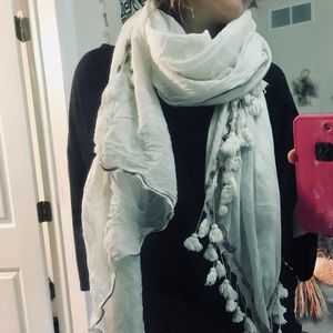 Tassel scarf
